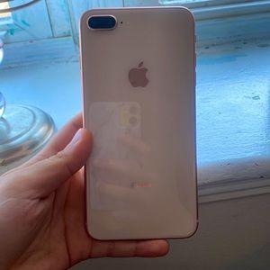iphone 8 Plus Rose Gold
